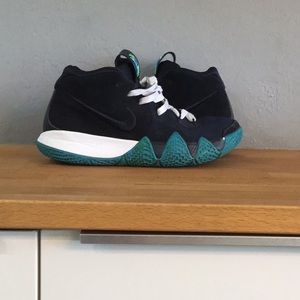 Awesome Kyrie 4’s